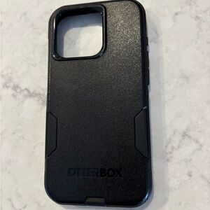 OtterBox Black Rugged Protective Phone Case iPhone 12 / 12 Pro